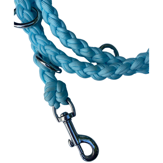 Paracord Hundeleine Hellblau – Handgemacht, Verstellbar & Wetterfest für Outdoor und Alltag